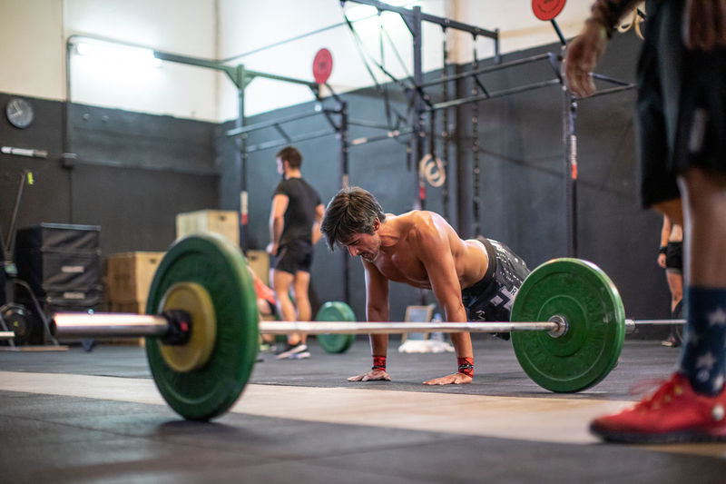 Fit man doing push-ups
