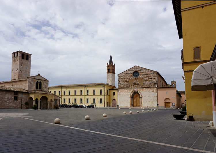 View of historic building against cloudy sky