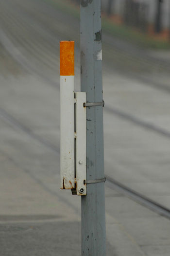 Close up of pole against blurred background