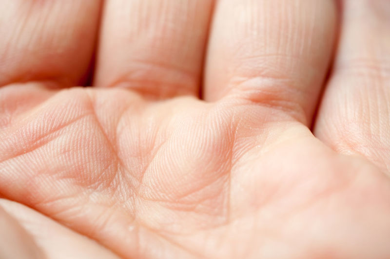 Cropped image of hand