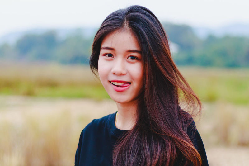 Portrait of a smiling young woman