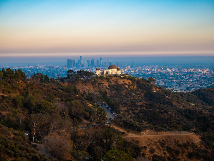 Panoramic view of griffith observatory and los angeles city.