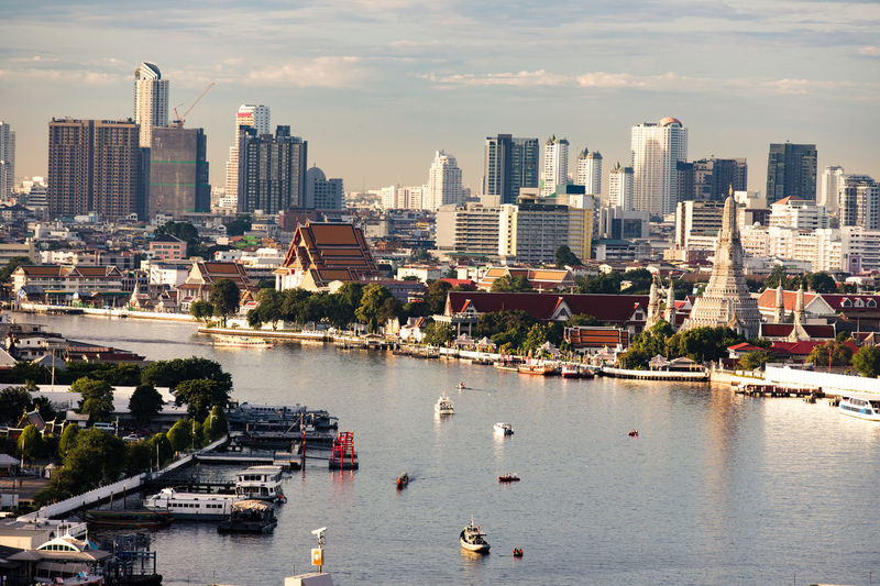 Curve of chao phraya river near wat arun in morning, landmark of bangkok, urban, city