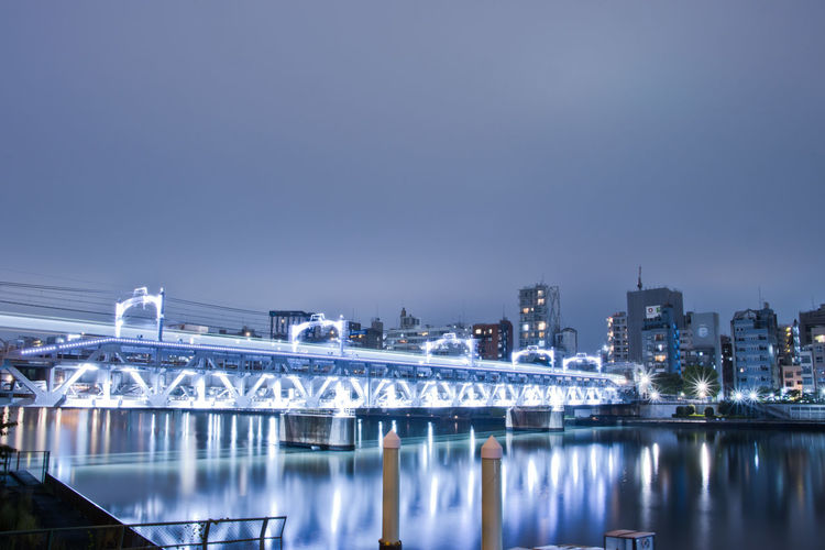 Night view of the sumida river