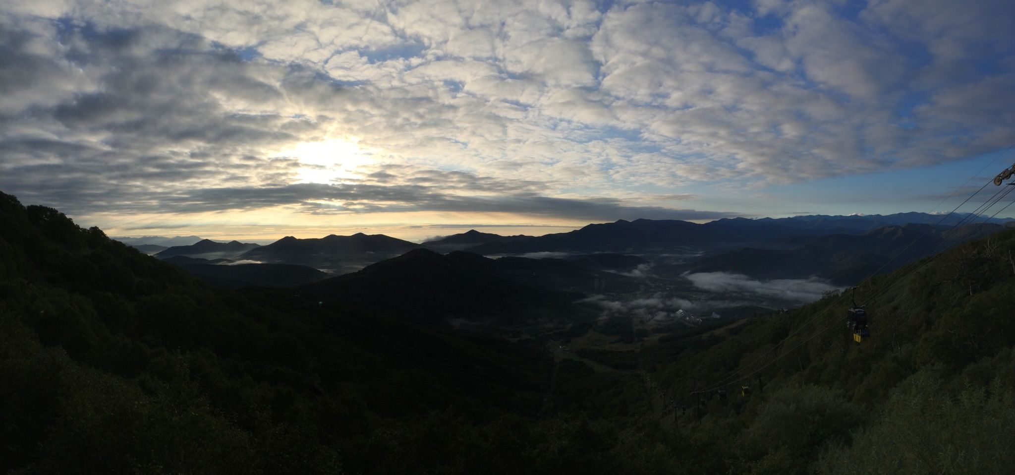 mountain, mountain range, tranquil scene, scenics, tranquility, sky, beauty in nature, cloud - sky, landscape, nature, snow, cloudy, weather, idyllic, non-urban scene, cloud, winter, majestic, sunset, physical geography