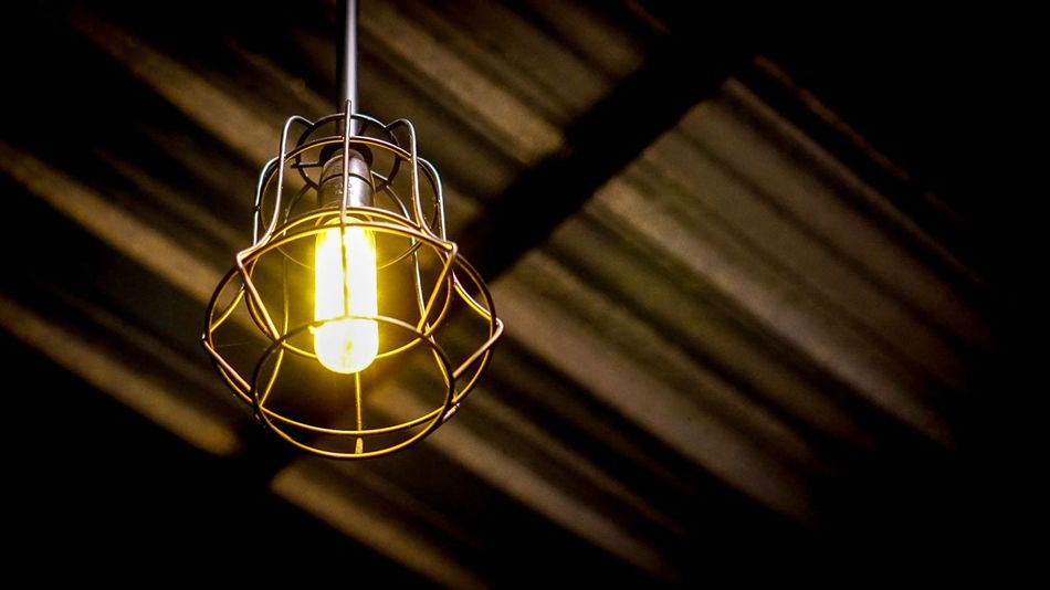 50 Ceiling Light Hd Bilder Authentische Bilder Auf Eyeem