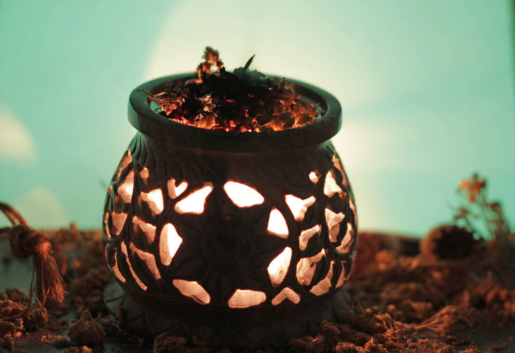 Incense smoker