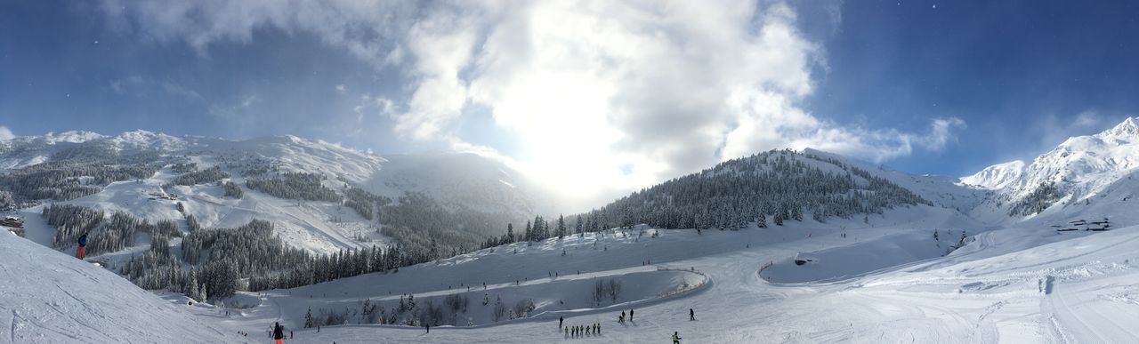 Beautiful skiing 