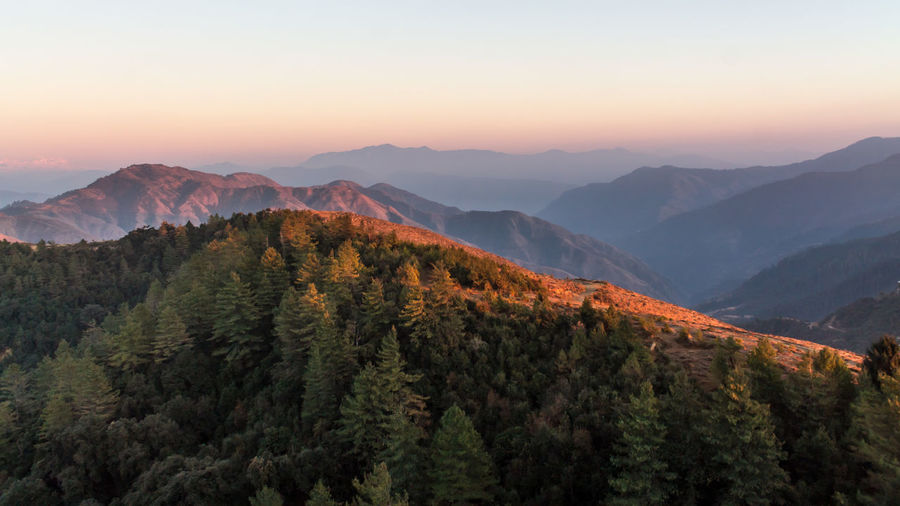 Beautiful view of himalayan range from chirmiri peak, chakrata