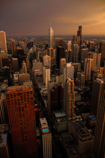 Aerial view of chicago's cityscape