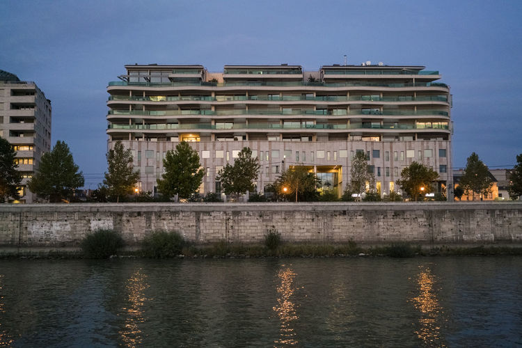 Panorama resort budapest luxury modern residentials on the danube