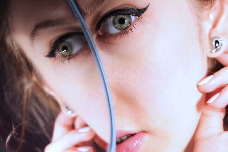 Abstract Beautiful Woman Close-up Double Eyebrow Human Eye Human Face Looking At Camera Mirror Eye Green Eyes The Portraitist - 2017 EyeEm Awards BYOPaper! Sommergefühle Mix Yourself A Good Time Be. Ready. Visual Creativity