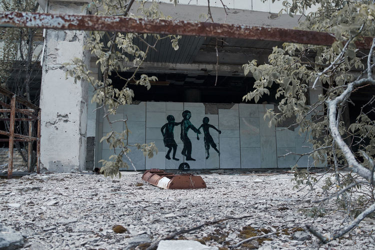 Abandoned woodland hotel in pripyat, chernobyl, ukraine