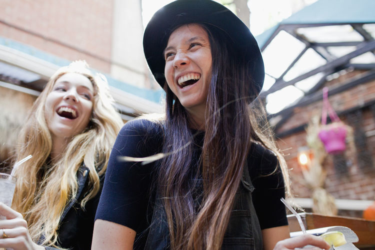 Authentic lifestyle photography from the HEX photo agency. Lifestyles Lifestyle Real People Moments Human Representation