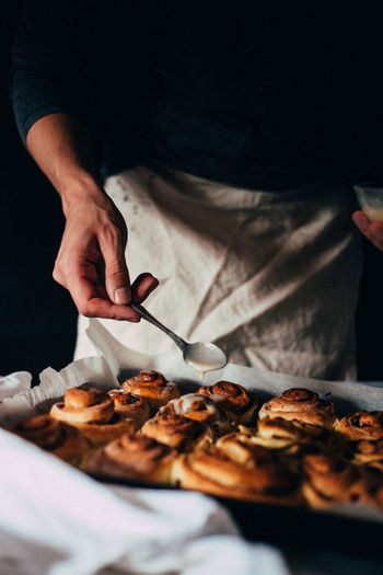 Autumn Change Cinnamon Roll Cinnamonrolls Close-up Dry Freshness Leaf Leaves Lifestyles Person Preparation Selective Focus