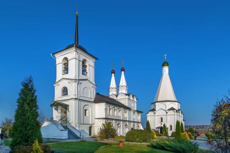 Spaso-preobrazhensky vorotynsky monastery near kaluga, russia